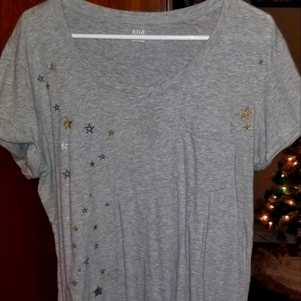 A.N.A Womens Pocket T-Shirt Gray with Stars